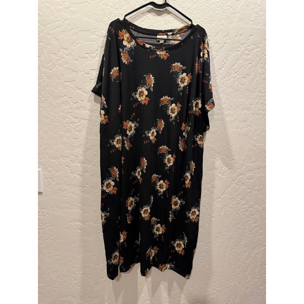 Lularoe Chelsea T-Shirt Dress Knee Length, Rolled Sleeve, Black Floral, 3x NWT